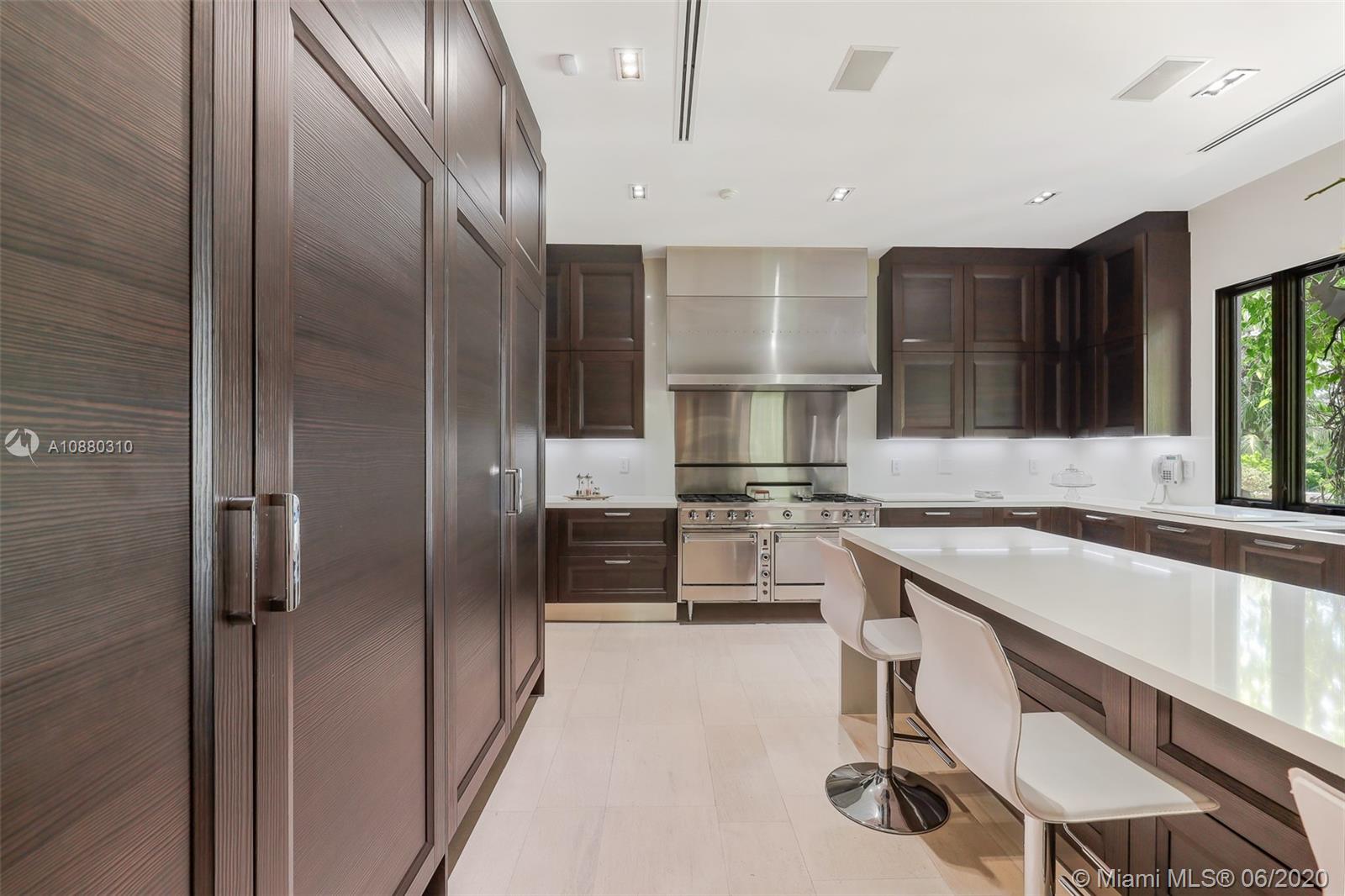 HAMMOCK LAKE - Residential