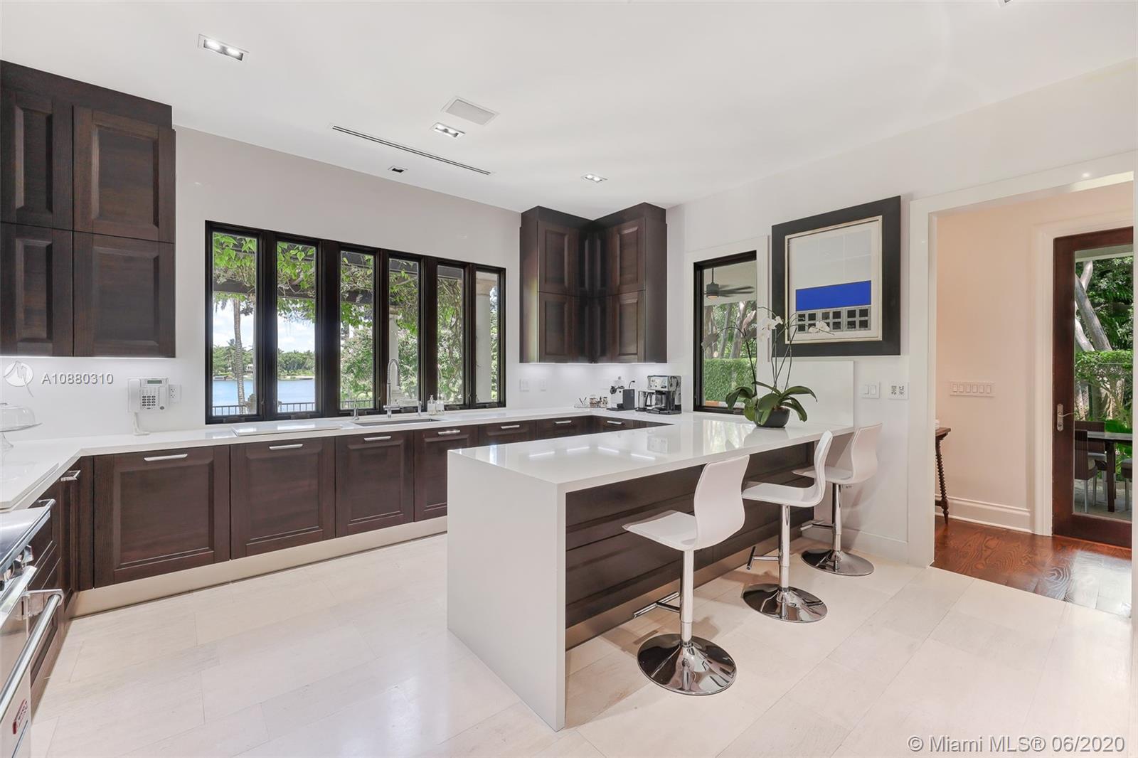 HAMMOCK LAKE - Residential