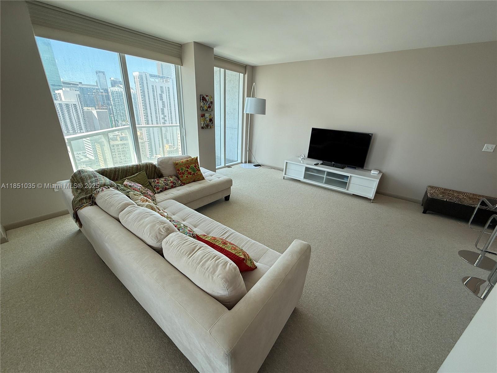253 NE 2nd St 3009