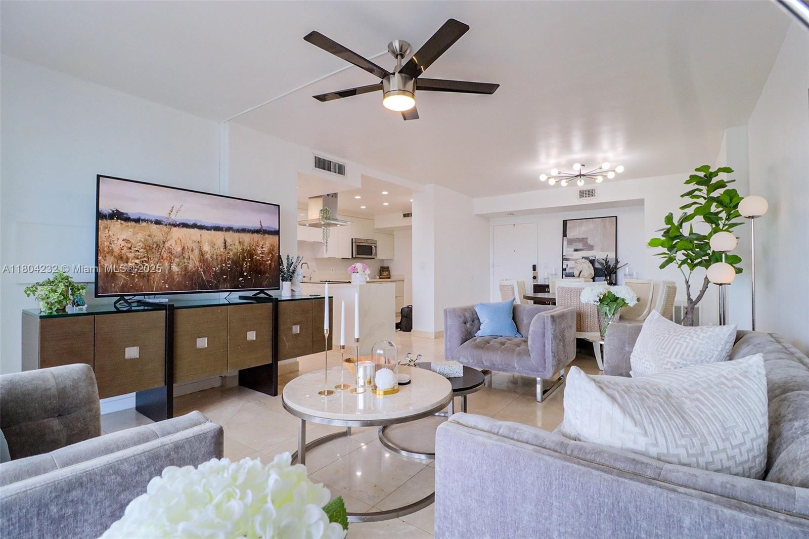 HILLCREST EAST NO 25 COND - Residential