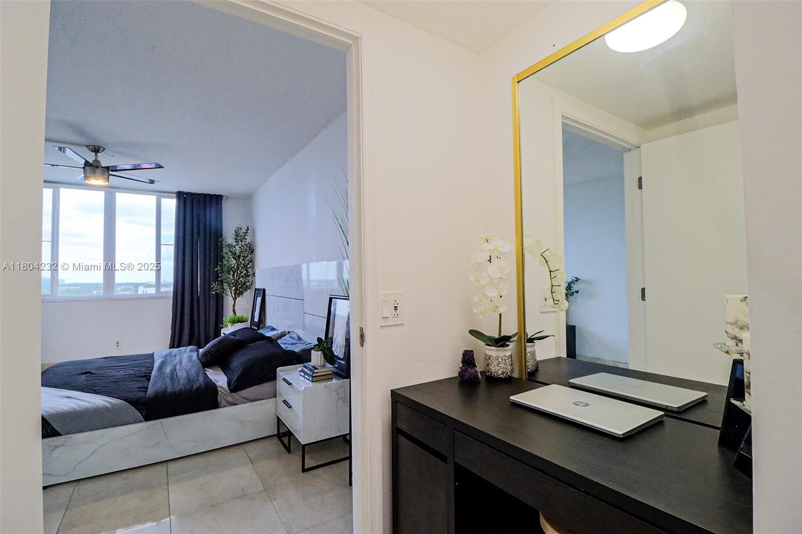 HILLCREST EAST NO 25 COND - Residential