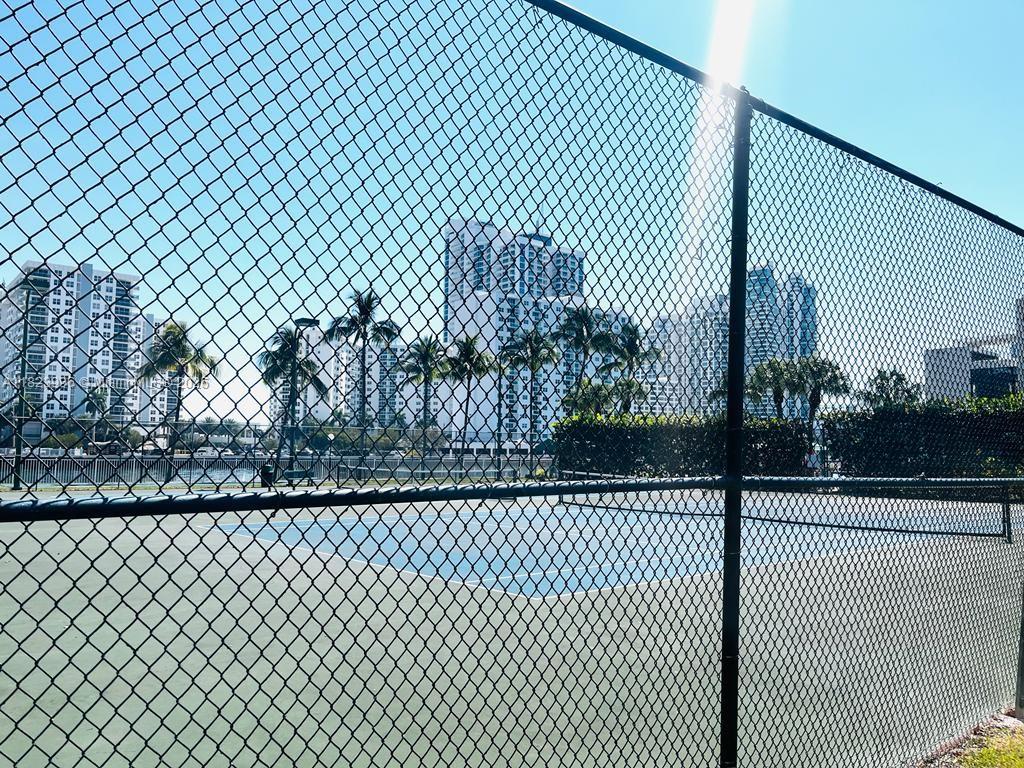 OCEANVIEW PARK CONDO - Residential Lease