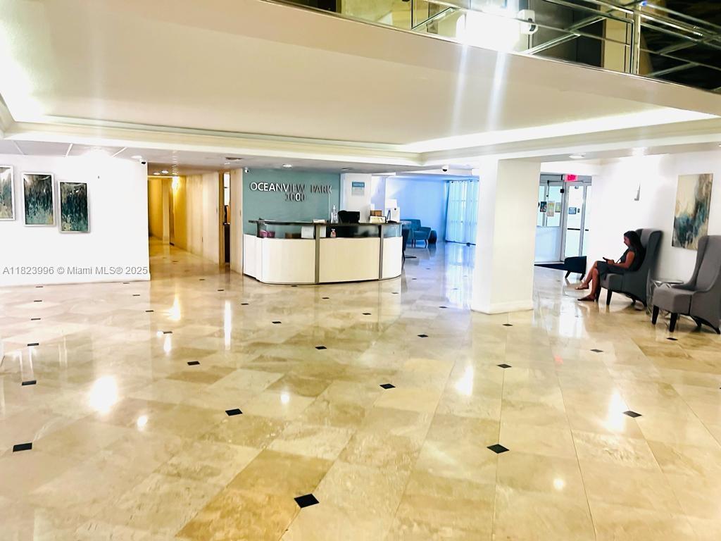 OCEANVIEW PARK CONDO - Residential Lease