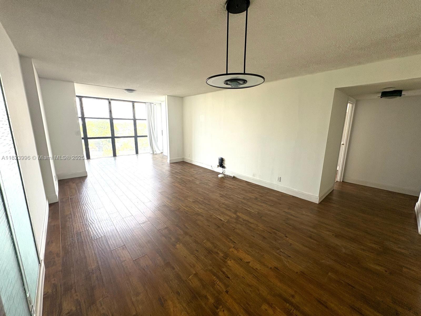 OCEANVIEW PARK CONDO - Residential Lease