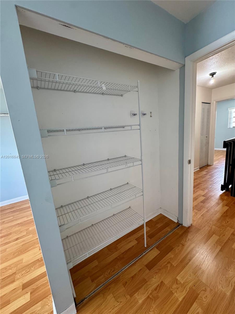 VISTA DEL LAGO CONDO III - Residential Lease