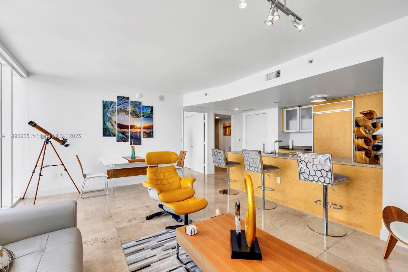 1830 S Ocean Dr 4807