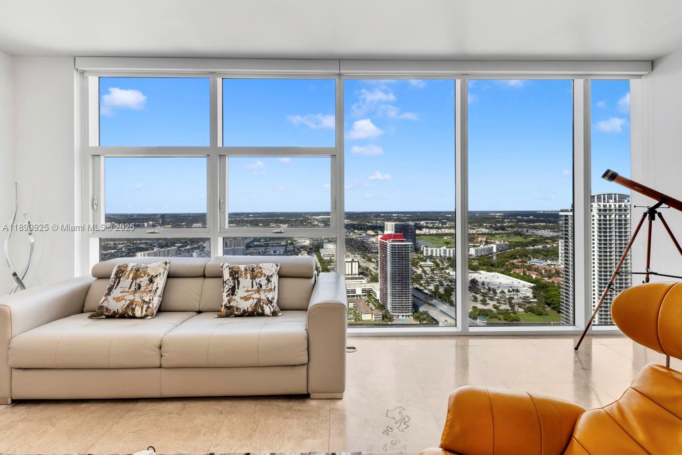 1830 S Ocean Dr 4807