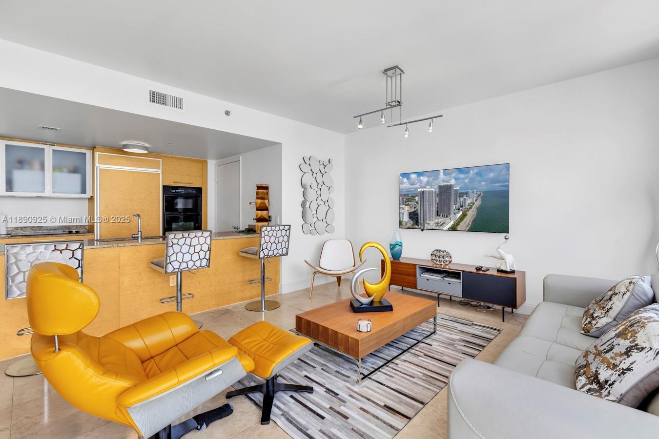 1830 S Ocean Dr 4807