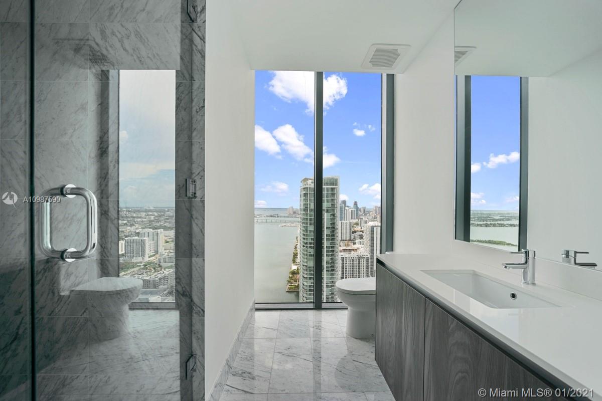 ONE PARAISO - Residential