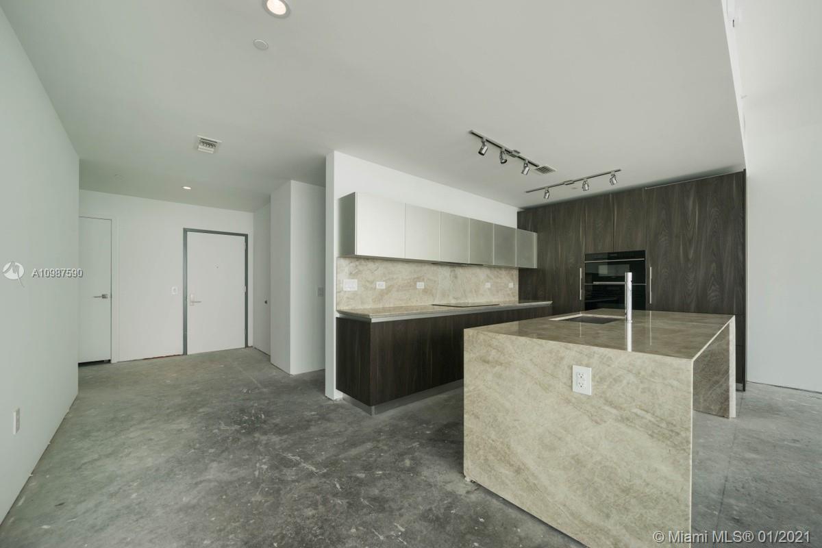 ONE PARAISO - Residential