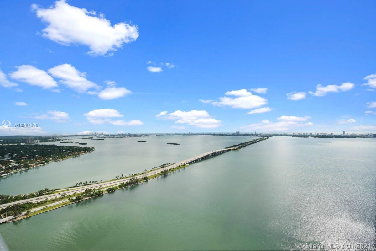 ONE PARAISO - Residential