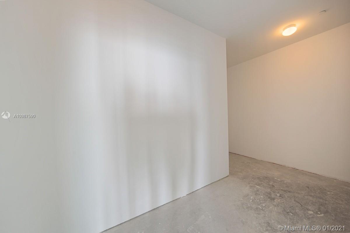 ONE PARAISO - Residential