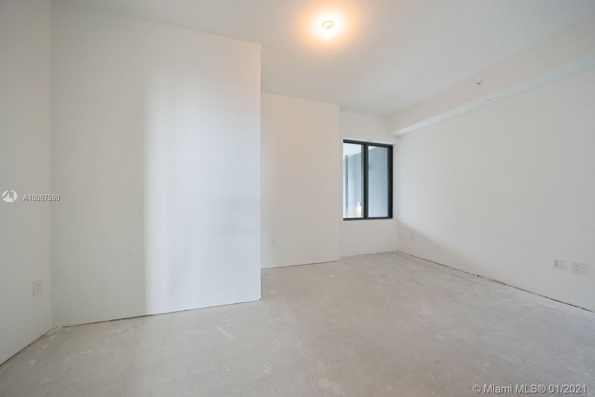 ONE PARAISO - Residential