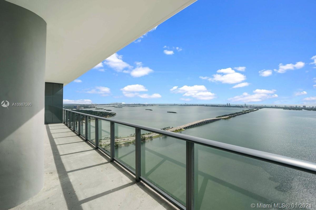 ONE PARAISO - Residential