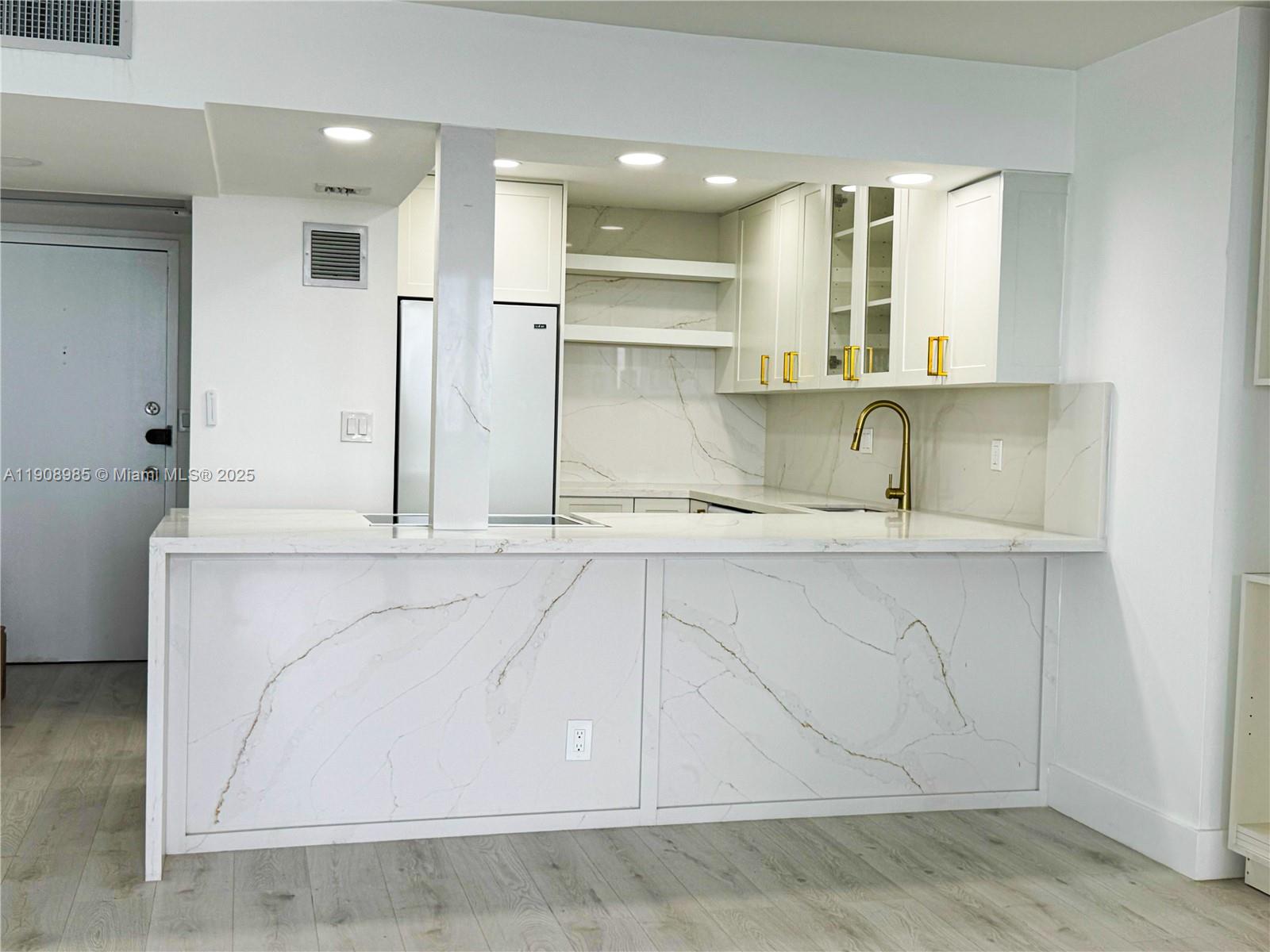 PARKER TOWER CONDO - Residential Lease