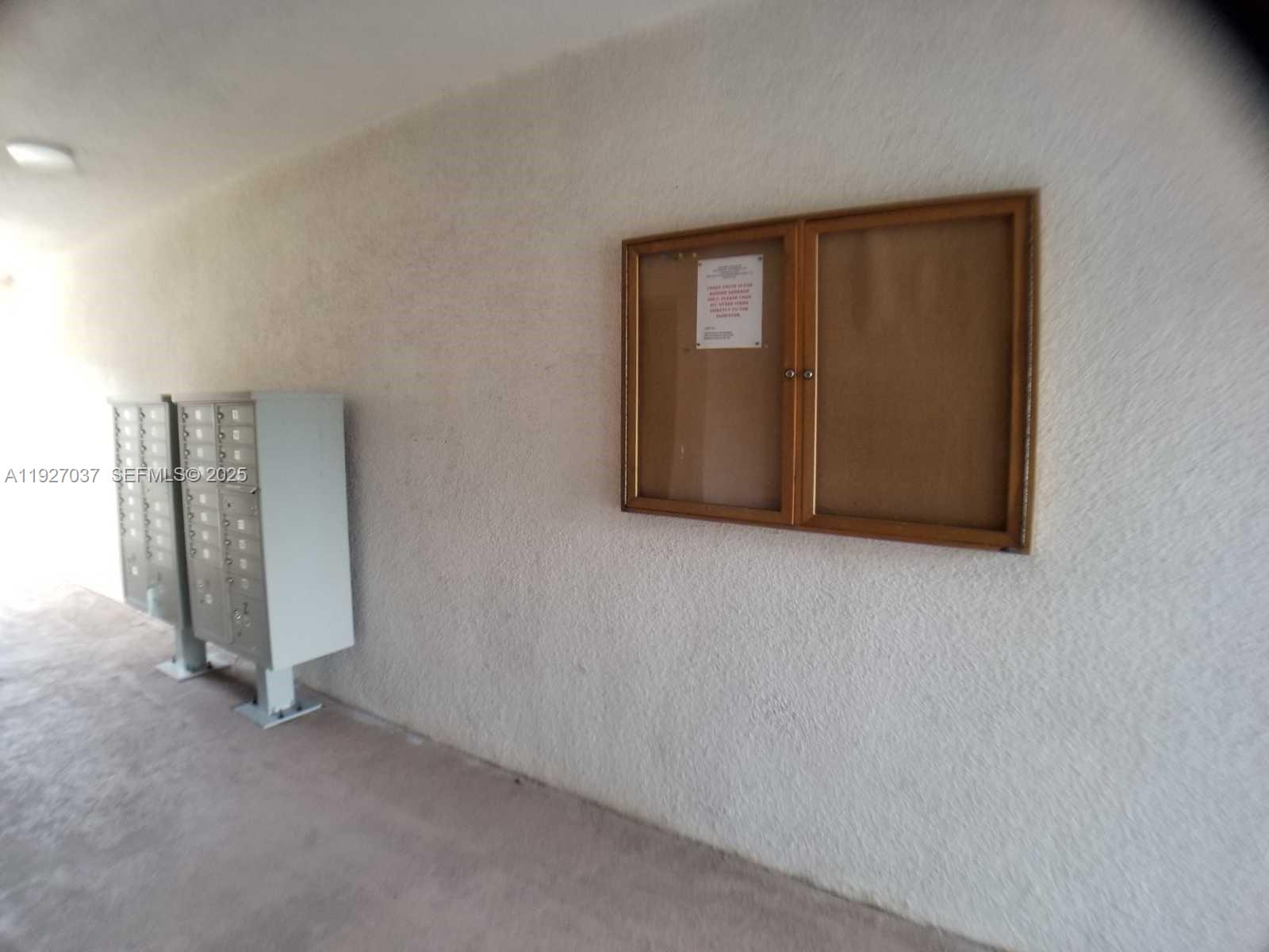 MARINER IV CONDO - Residential Lease