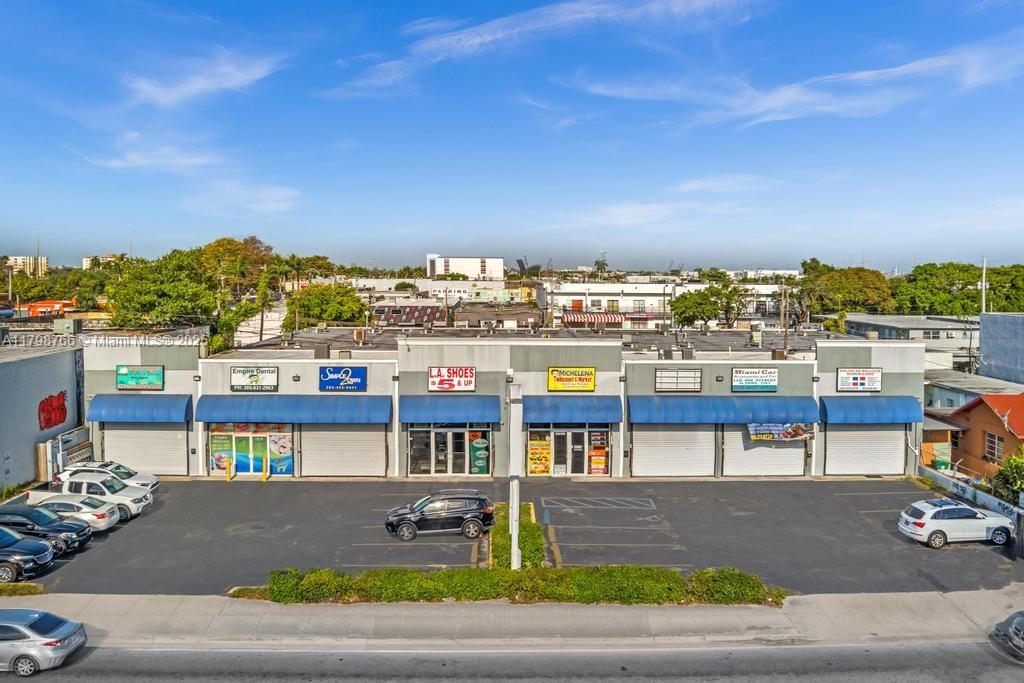 Current Capital is pleased to present the retail/industrial property located at 2028 - 2042 NW 22nd Ave, Miami, Florida. This unique investment opportunity in the heart of the Allapattah neighborhood.
Built in 1982 the property is comprised of a 10,920 leasable SQFT building (approximately) situated on a 19,140 square foot lot (approximately). Featuring 8 retail/flex bays. 4 of which are storefront and 4 featuring overheard door openings,
Strategically located a mere 4 miles from Downtown Miami and 5 miles from the Port of Miami, the property benefits from excellent accessibility to major thoroughfares including I-95, Florida Turnpike, 836 and 112. Miami International Airport is 2.8 miles from your doorstep.