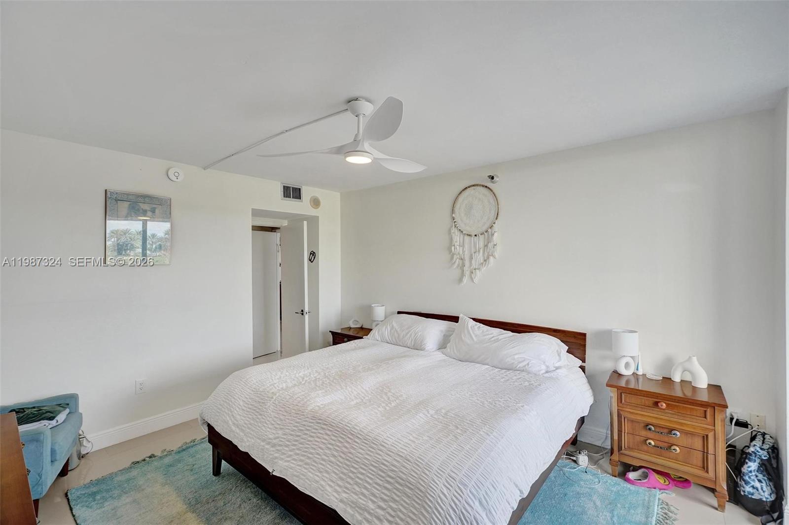 WATERVIEW CONDO - Residential Lease