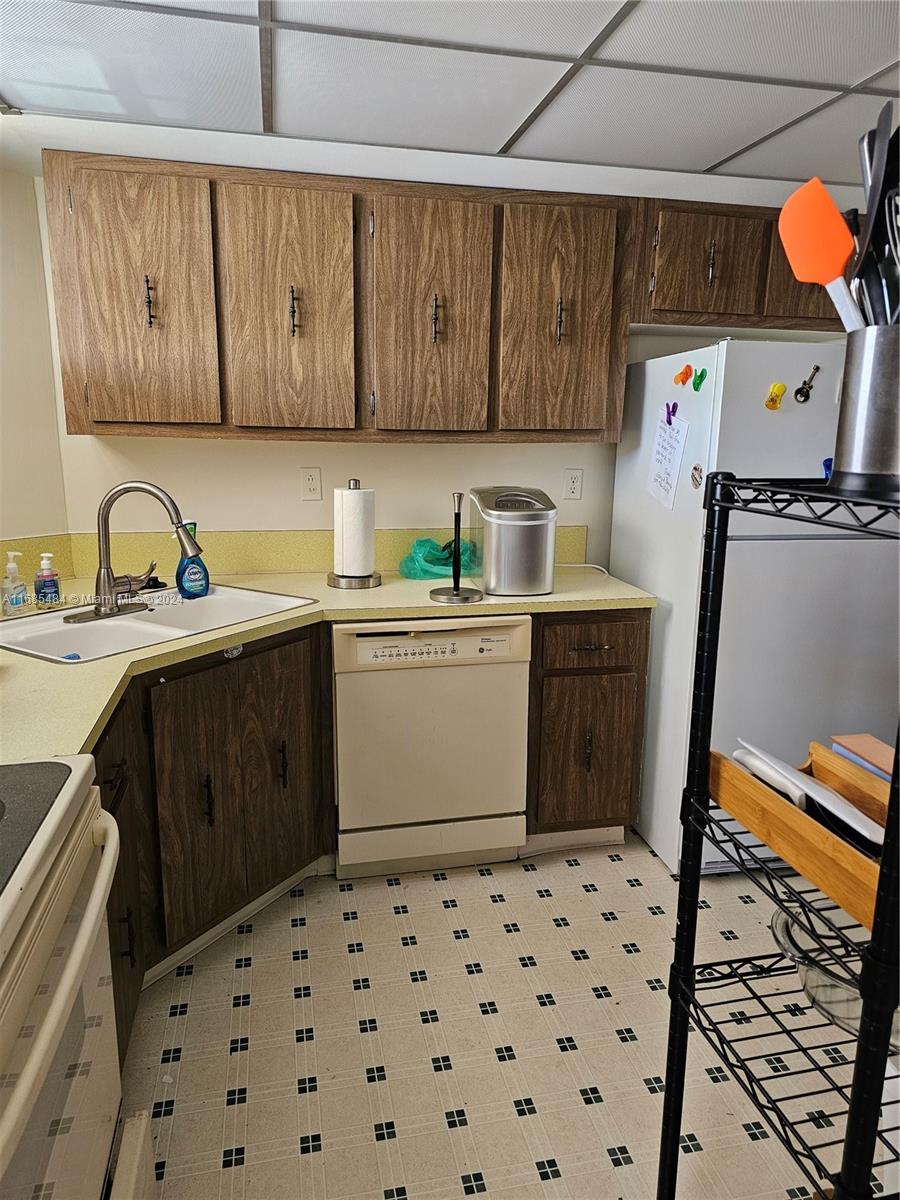 18081 SE Country Club Dr 248
