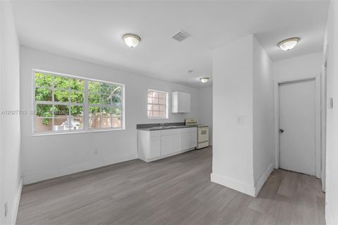 Tiny photo for 11500 SW 142nd St, Miami, FL 33176 (MLS # A12027703)