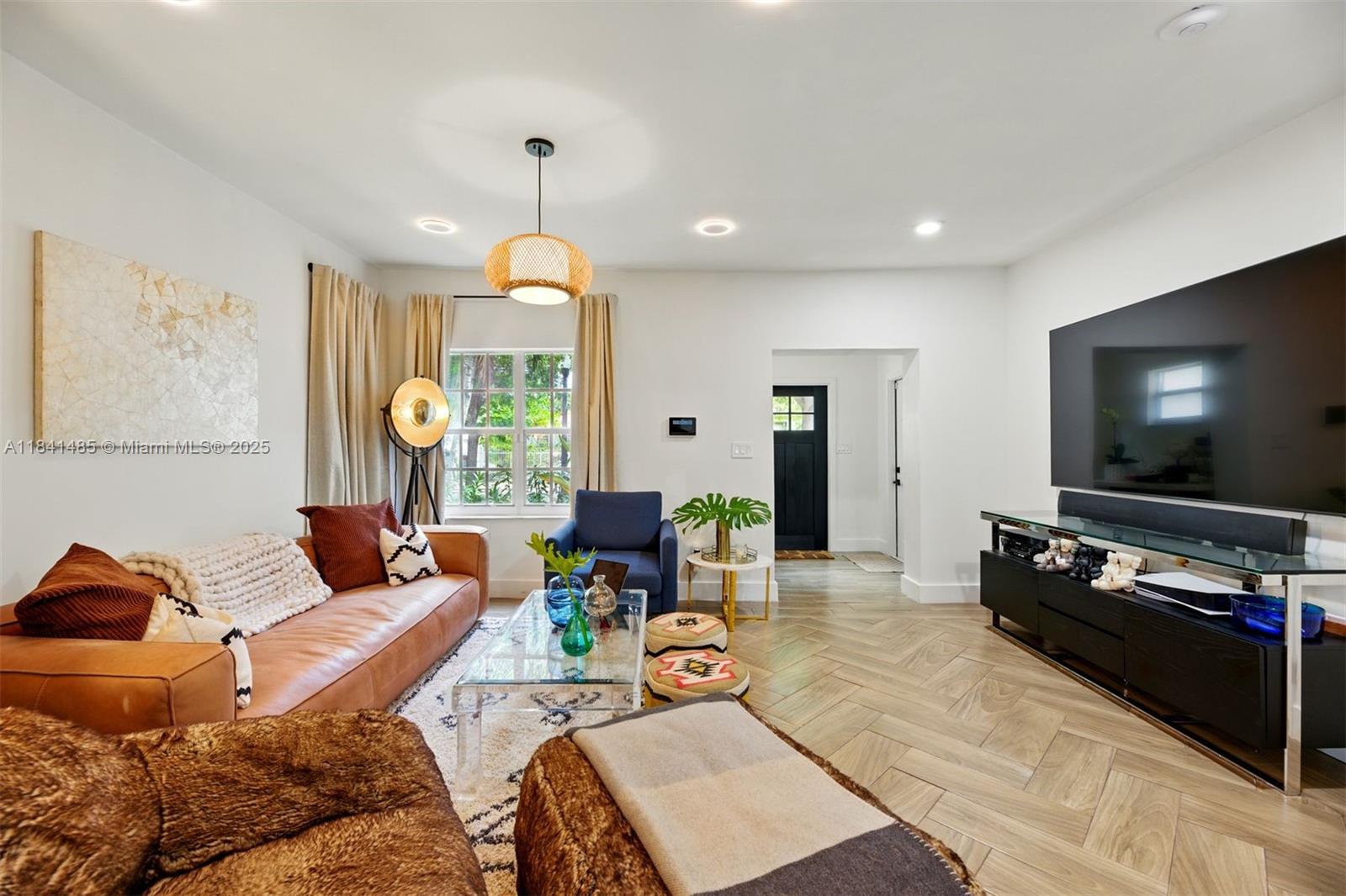 OCEANSIDE SEC ISLE OF NOR - Residential Lease