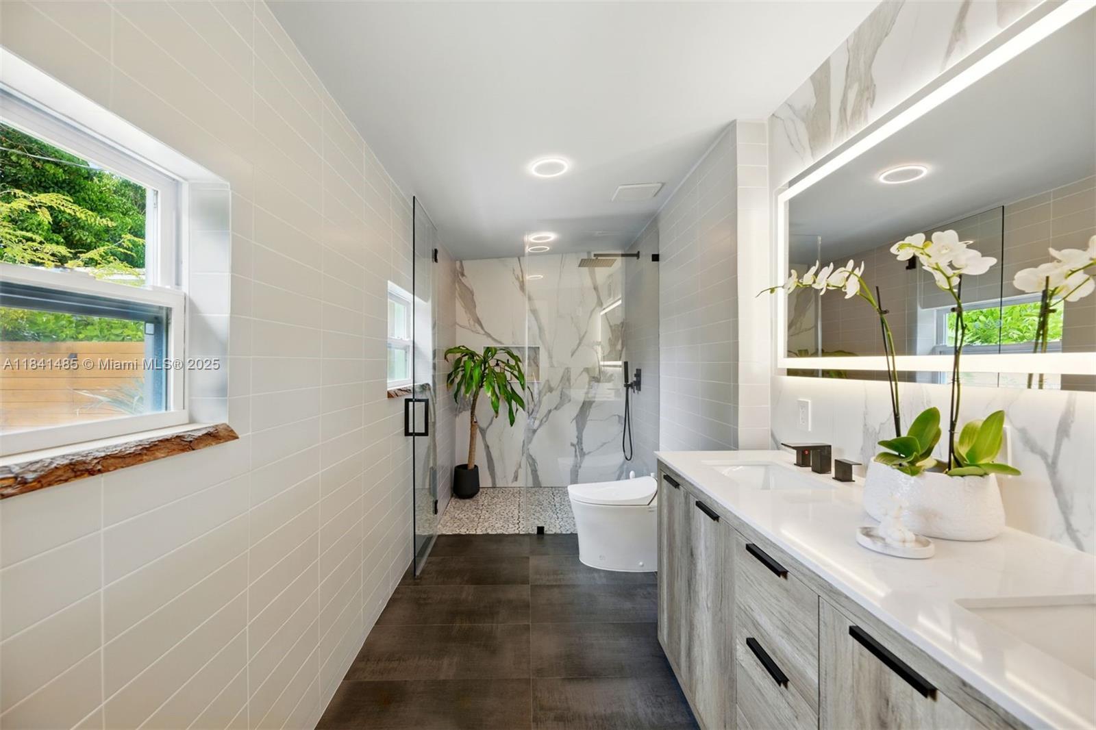 OCEANSIDE SEC ISLE OF NOR - Residential Lease