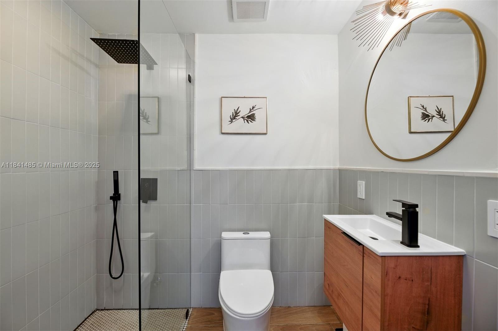 OCEANSIDE SEC ISLE OF NOR - Residential Lease