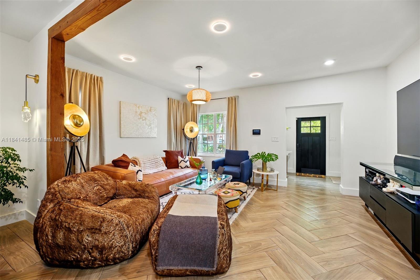 OCEANSIDE SEC ISLE OF NOR - Residential Lease