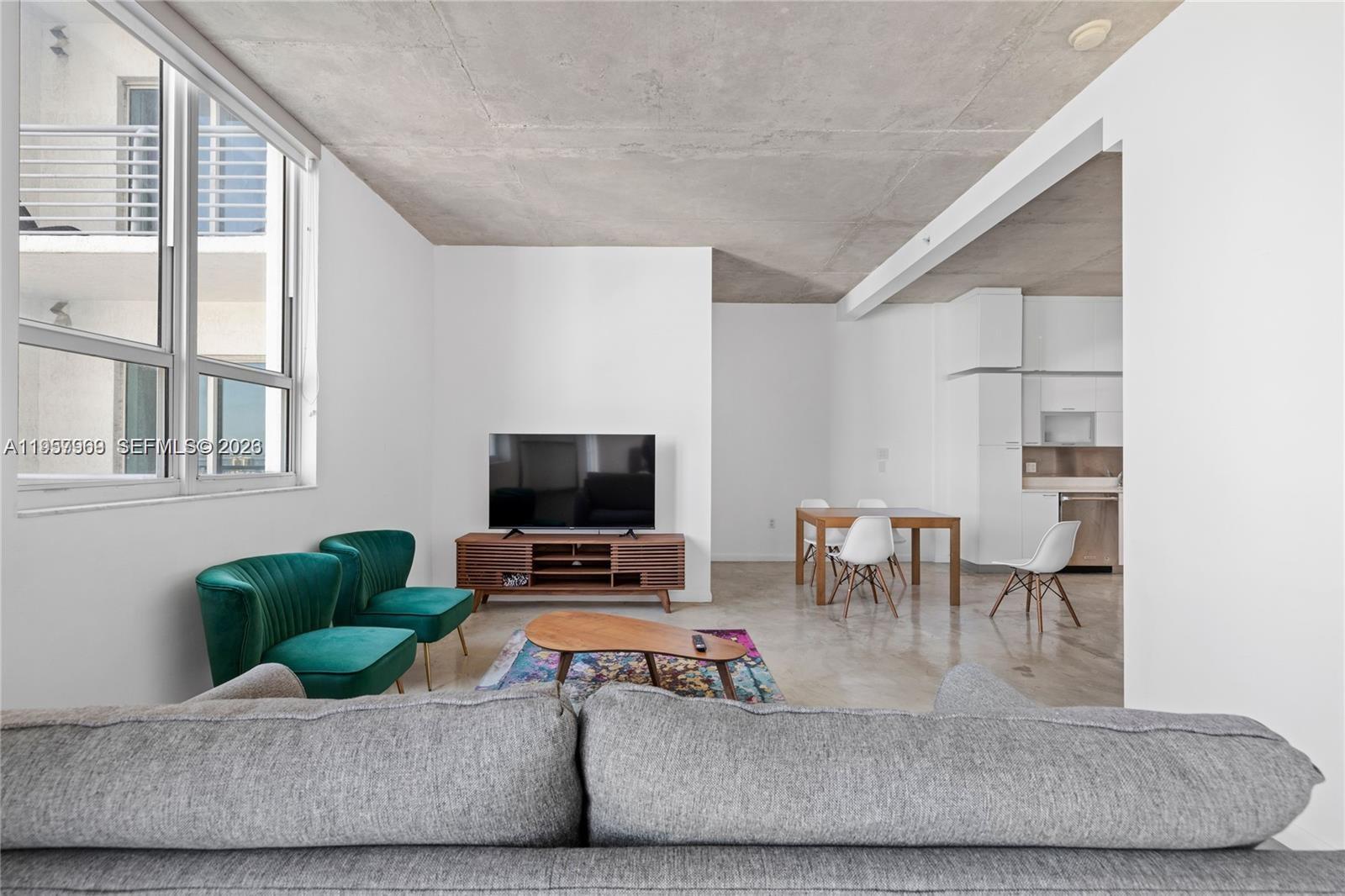 THE LOFT DOWNTOWN CONDO - Residential Lease