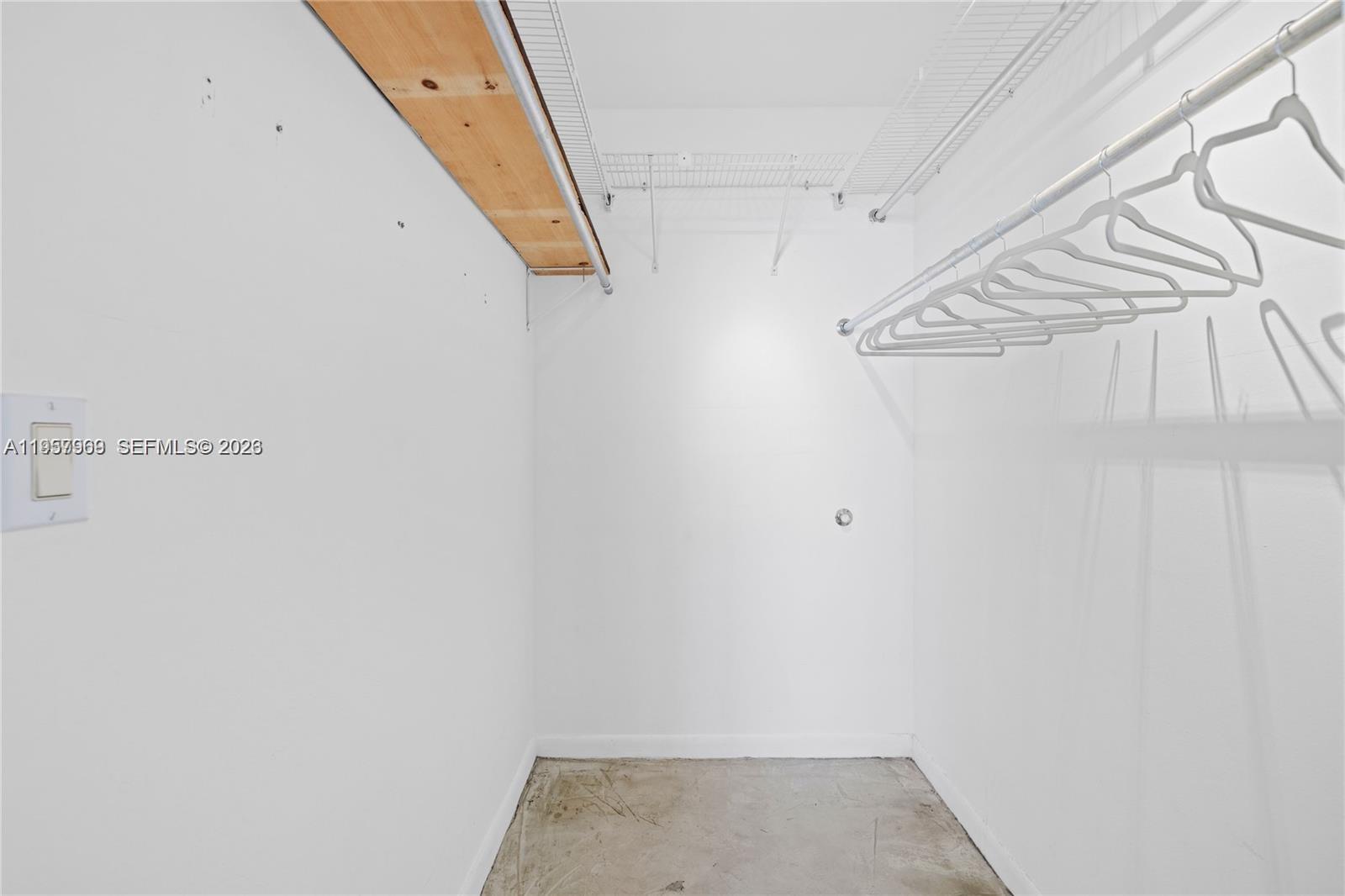 THE LOFT DOWNTOWN CONDO - Residential Lease