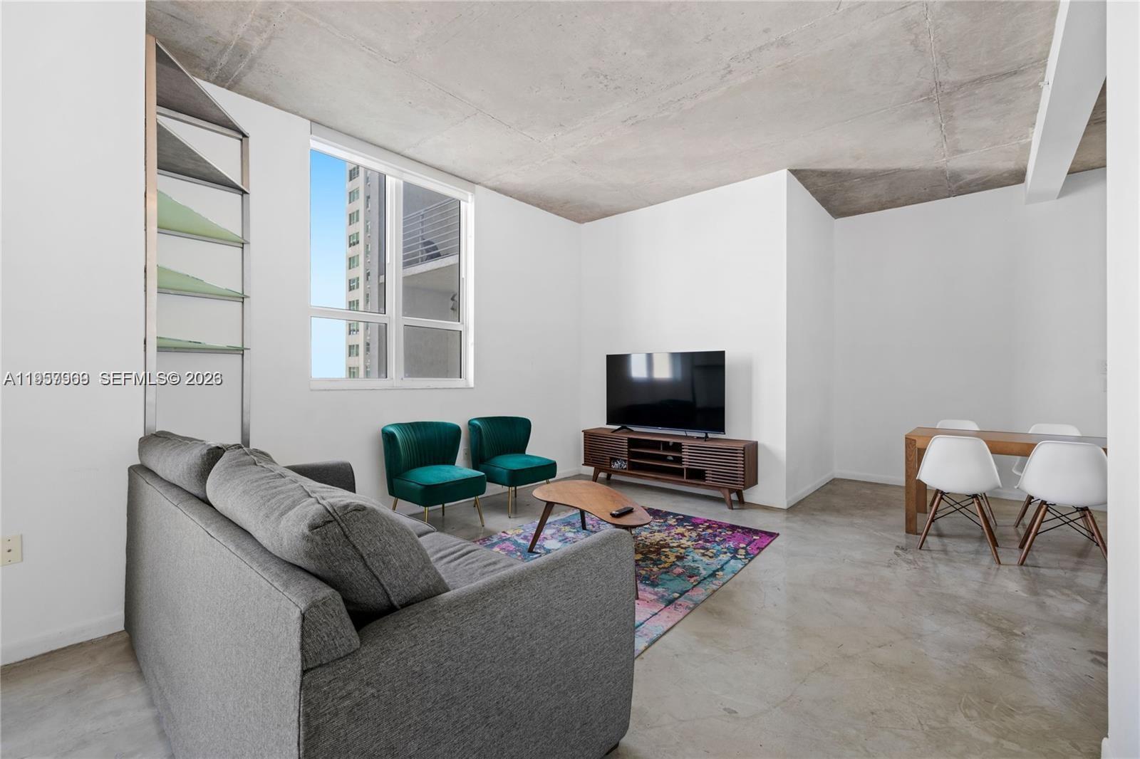 THE LOFT DOWNTOWN CONDO - Residential Lease