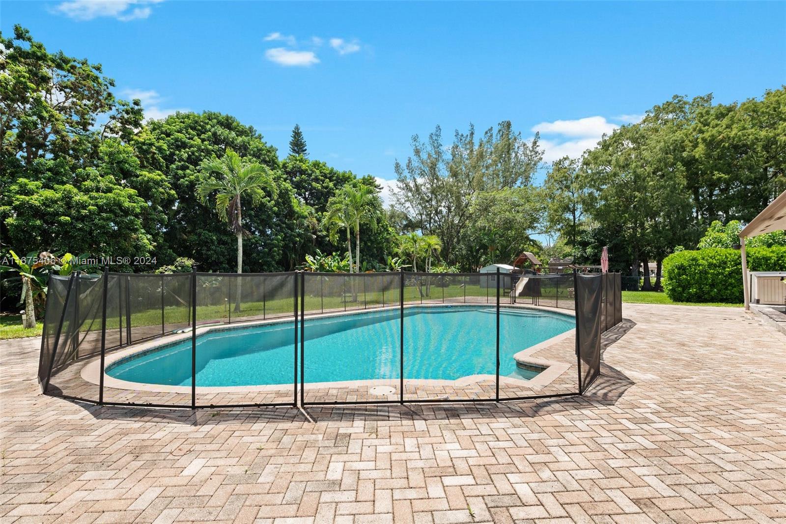 JONEL TERRACE 6 - Residential