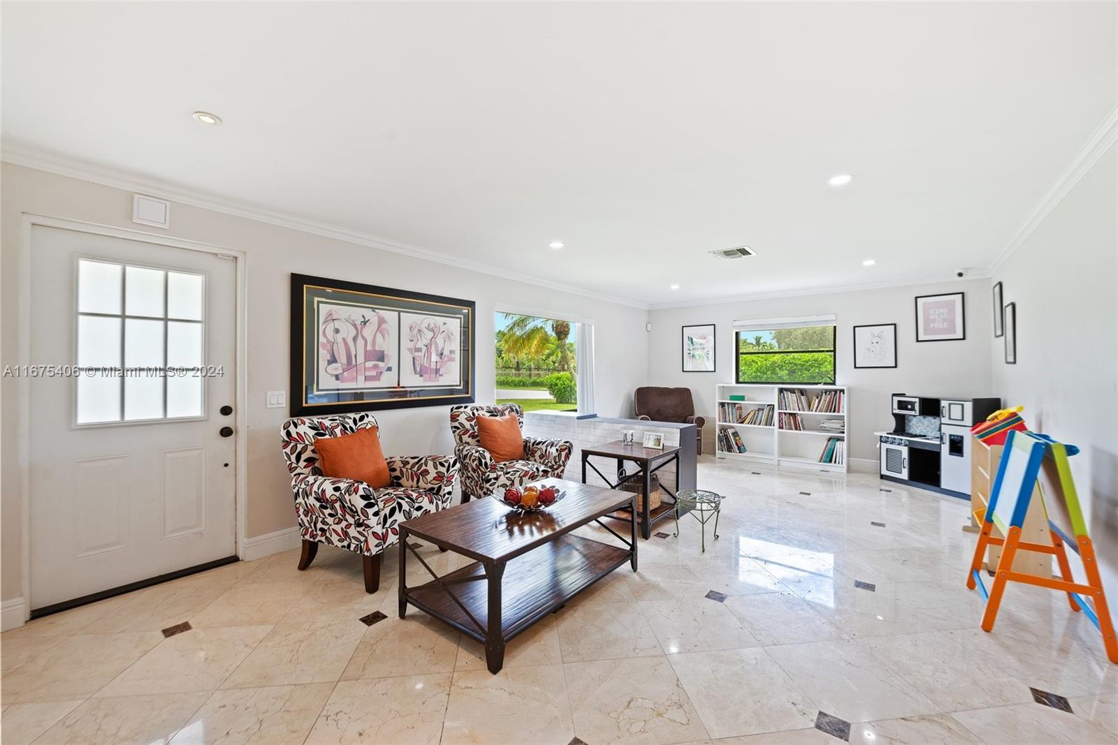 JONEL TERRACE 6 - Residential