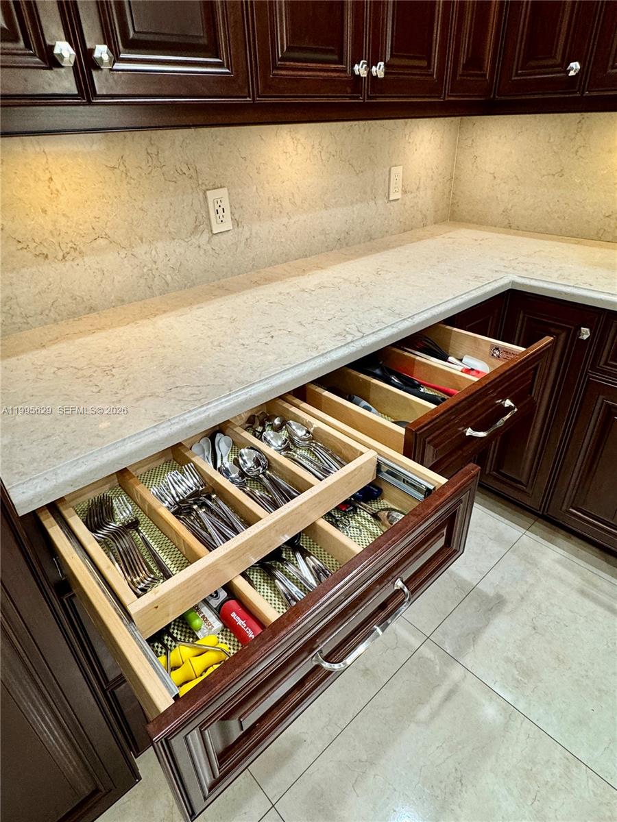 FOREST RIDGE SINGLE FAMIL - Residential