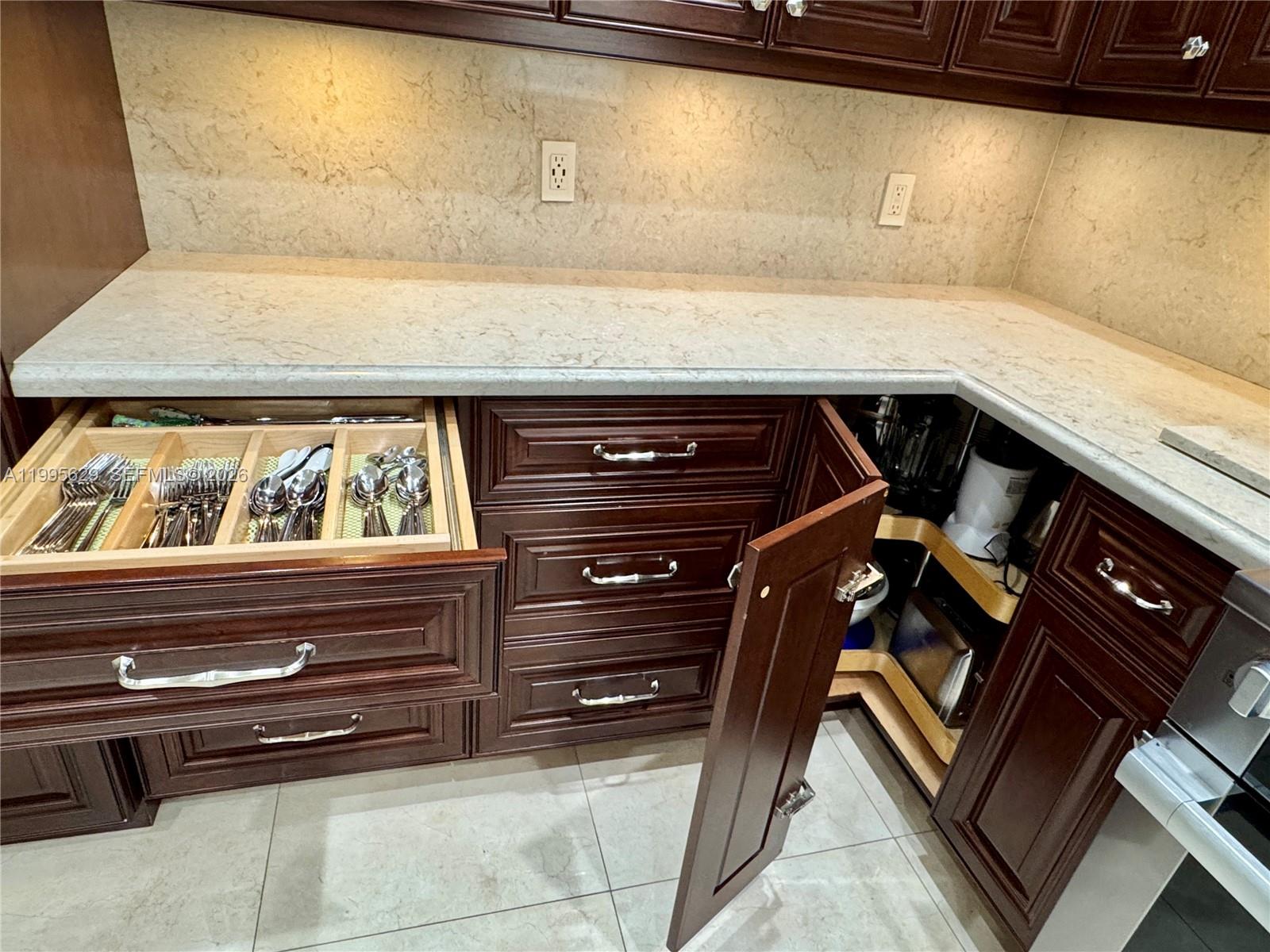 FOREST RIDGE SINGLE FAMIL - Residential