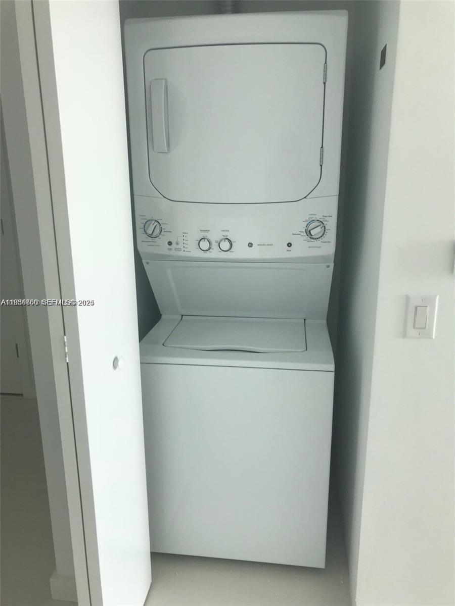 PARAISO BAYVIEWS CONDO - Residential Lease