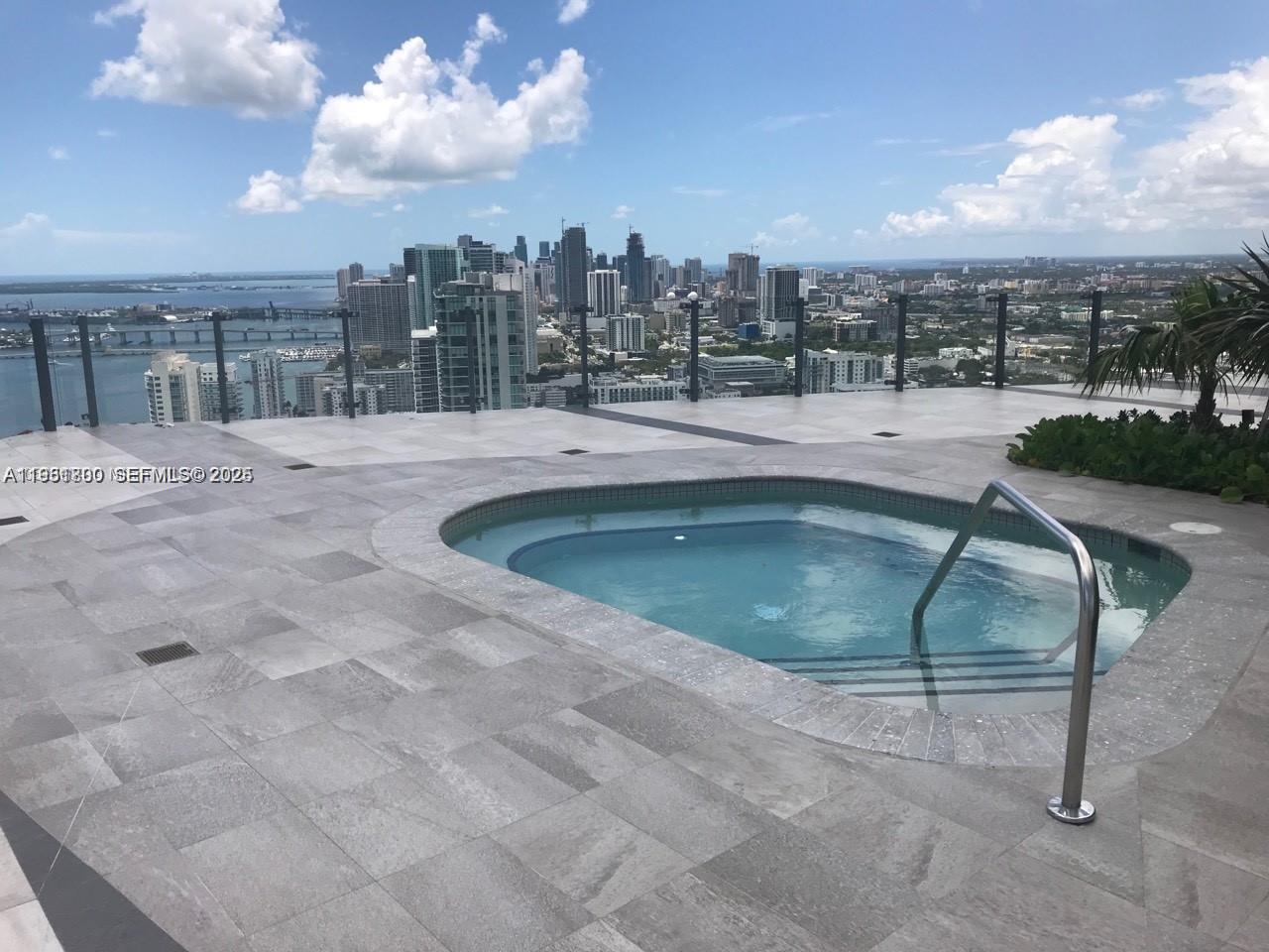 PARAISO BAYVIEWS CONDO - Residential Lease