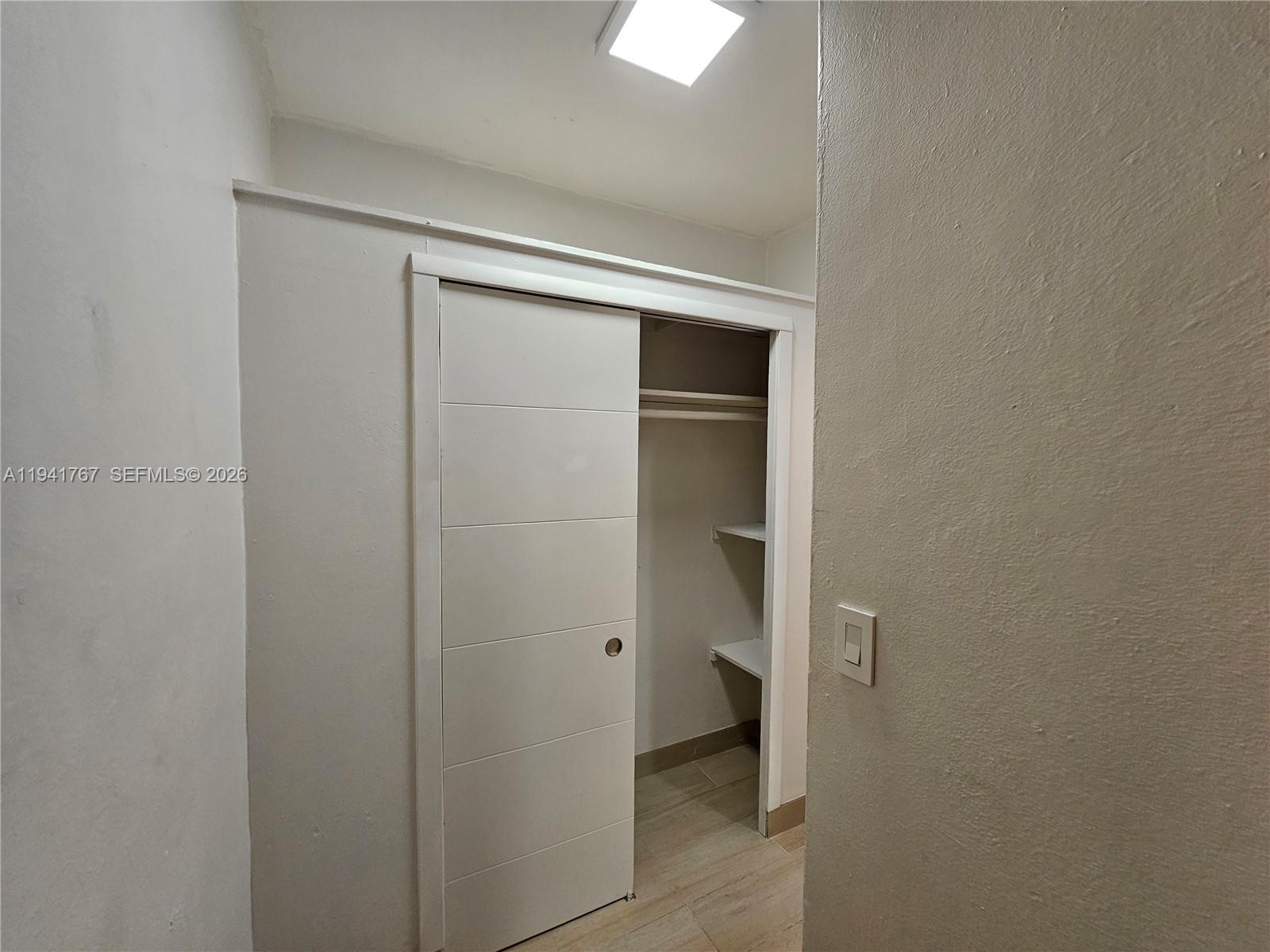 HOLLYWOOD HOMESITES REV P - Residential Lease