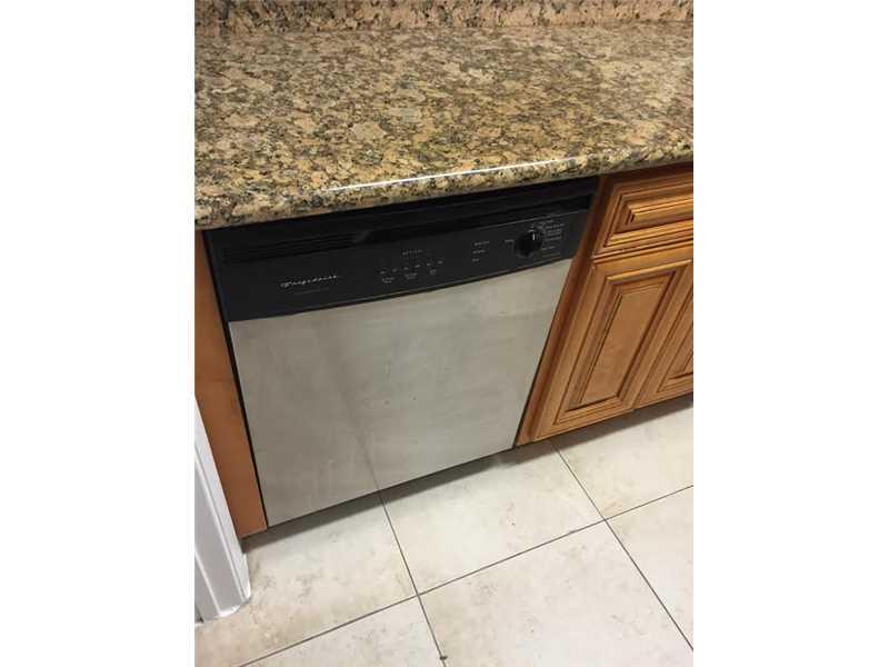 SUN VISTA GARDENS CONDO - Residential Lease