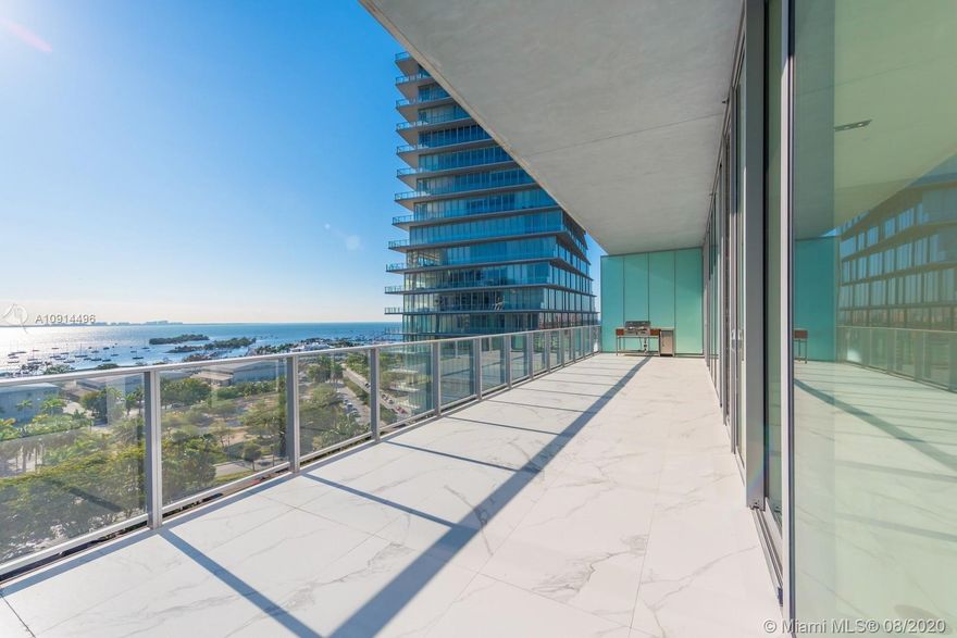 Spectacular unit at  THE GROVE AT GRAND BAY, Miami's hottest waterfront luxury condominium. Designed by world-renowed interior designer STEVEN G, this fully finished unit has an open floor plan with ample natural light in every room and gorgeous panoramic views of the city and biscayne bay. It also has 12-foot ceilings, MIELE appliances, and an electric outdoor kitchen.
Experience the ultra-exclusive lifestyle of this award-winning BJARKE INGLES GROUP complex. Amenities include 24-hour concierge and butler service, lap and roof-top pools, a modern spa, a state-of-the-art fitness center with spinning room, game room, pet spa, library, a private restaurant and valet parking services.