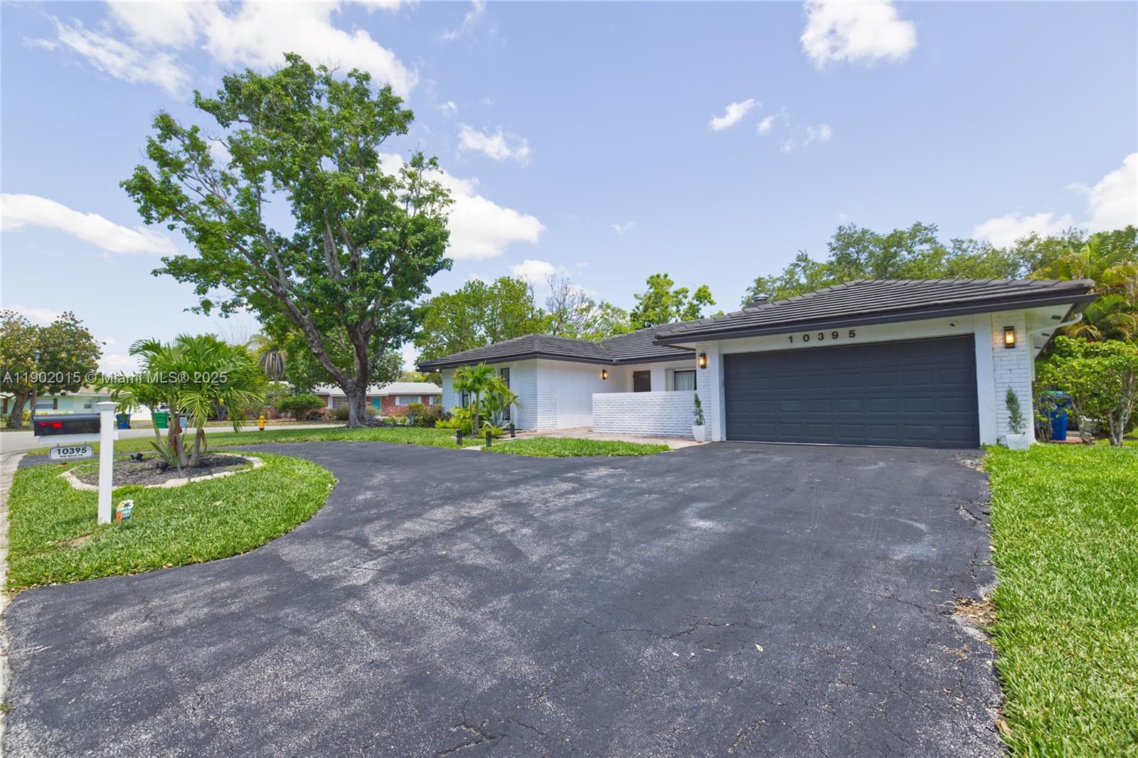 DEER RUN SPRINGS - Residential