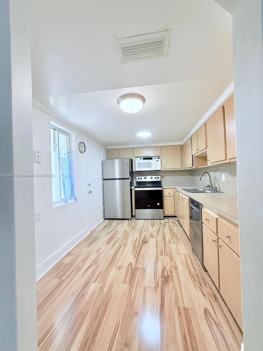 Spacious & Updated 2 Bed / 2 Bath Corner Unit – 1,789 SQFT with Garden Views!
Incredible value in North Miami Beach! This oversized corner unit offers 1,789 SQFT of modern living space, featuring two generously sized bedrooms, ample closets and storage, wood-tone flooring, and impact-resistant windows for added peace of mind. Enjoy garden views and abundant natural light throughout. Located just minutes from Aventura Mall, top restaurants, shopping, beaches, and Oleta River State Park. Don’t miss this opportunity to own a turnkey home in one of North Miami Beach’s most desirable neighborhoods!