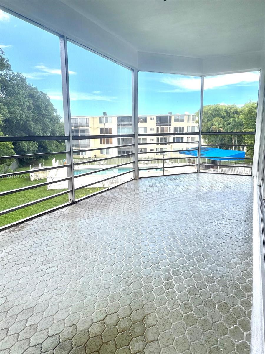 ROLLING GREEN CONDO G - Residential