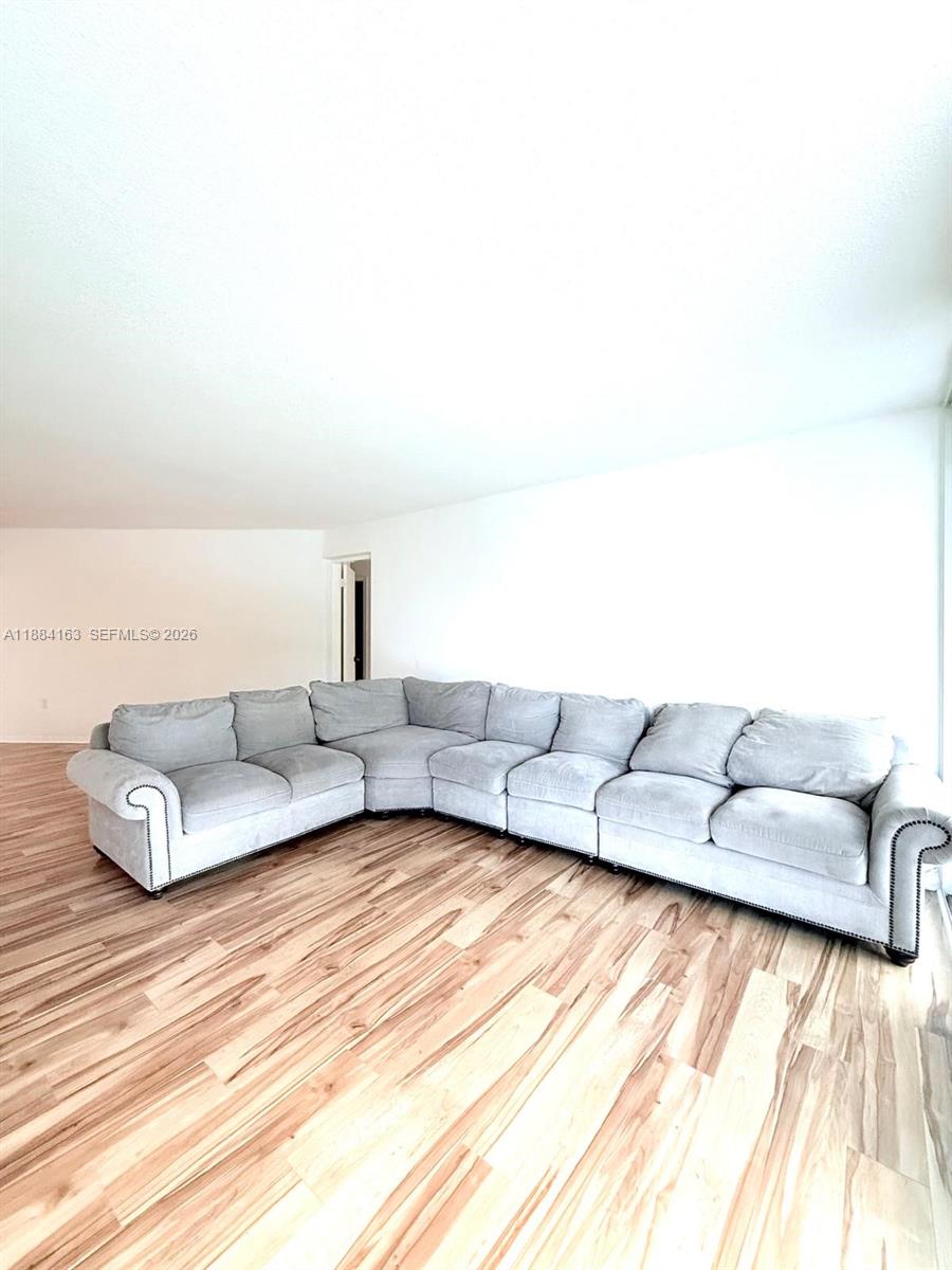 ROLLING GREEN CONDO G - Residential