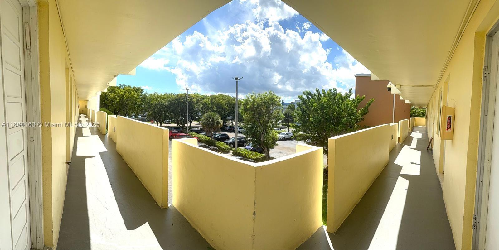 ROLLING GREEN CONDO G - Residential