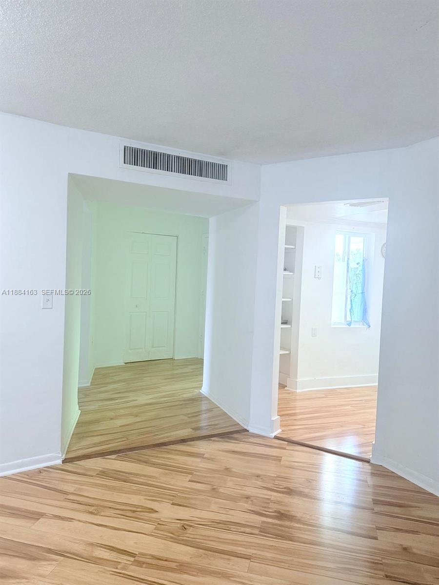 ROLLING GREEN CONDO G - Residential