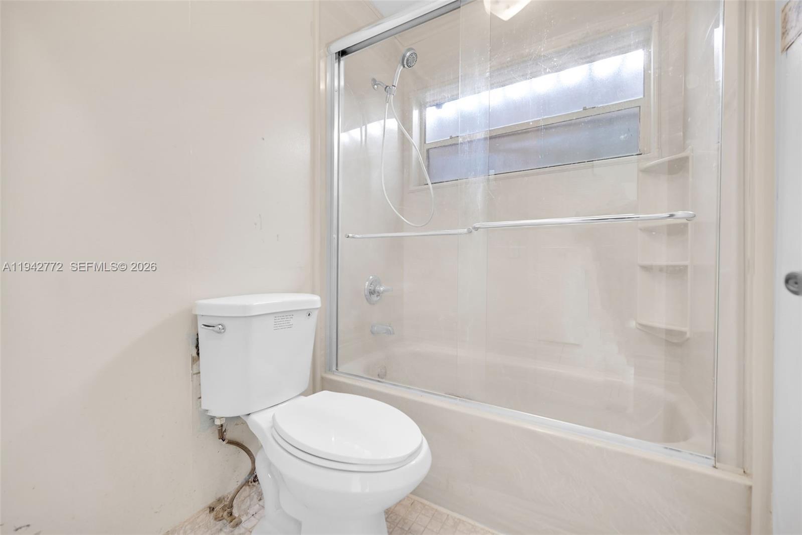 WINDSONG LAKES CONDO - Residential