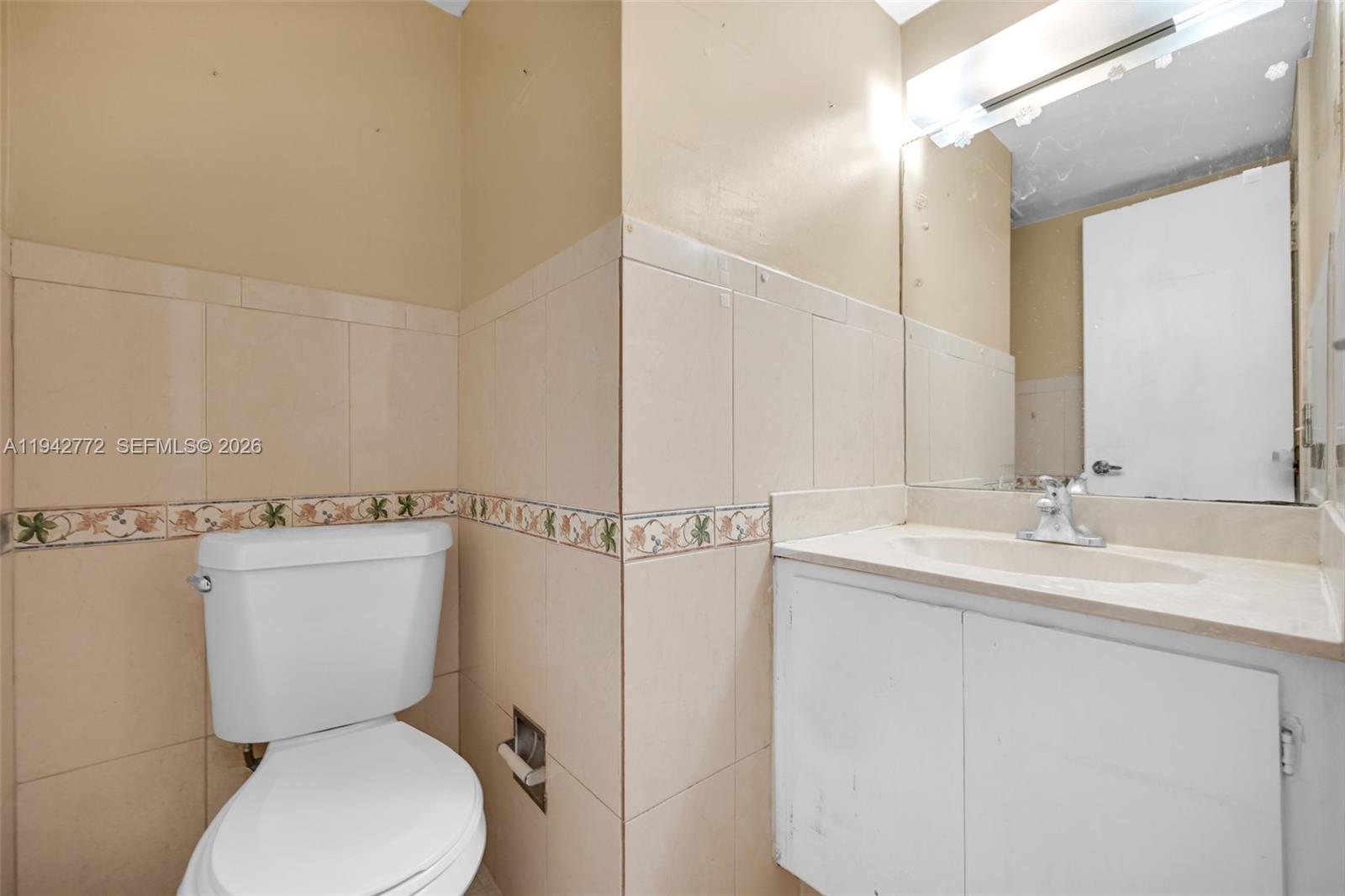 WINDSONG LAKES CONDO - Residential