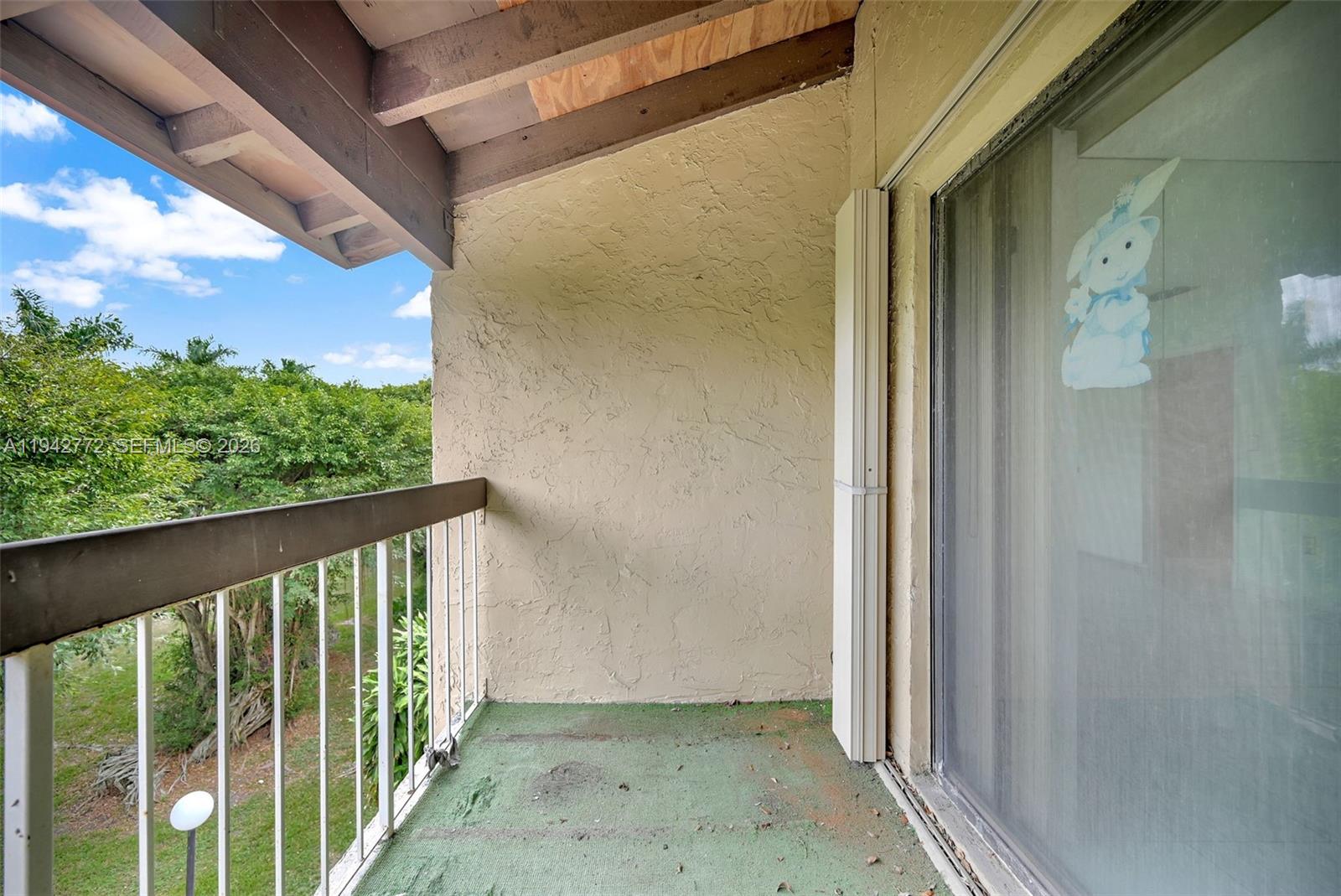 WINDSONG LAKES CONDO - Residential