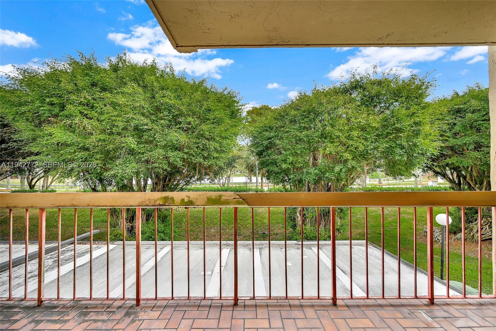 WINDSONG LAKES CONDO - Residential